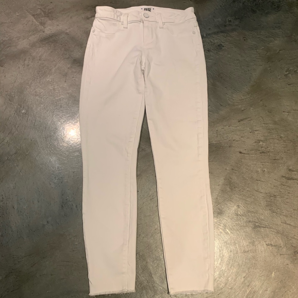 PAIGE White Verdugo Cropped Jeans Size 26
